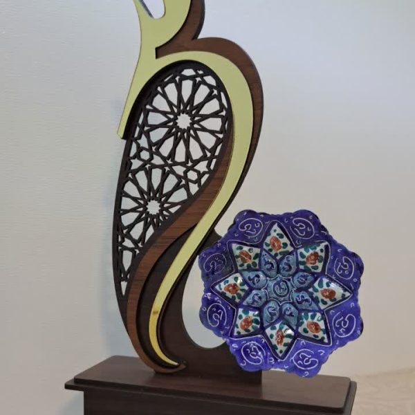 تندیس مدل T7